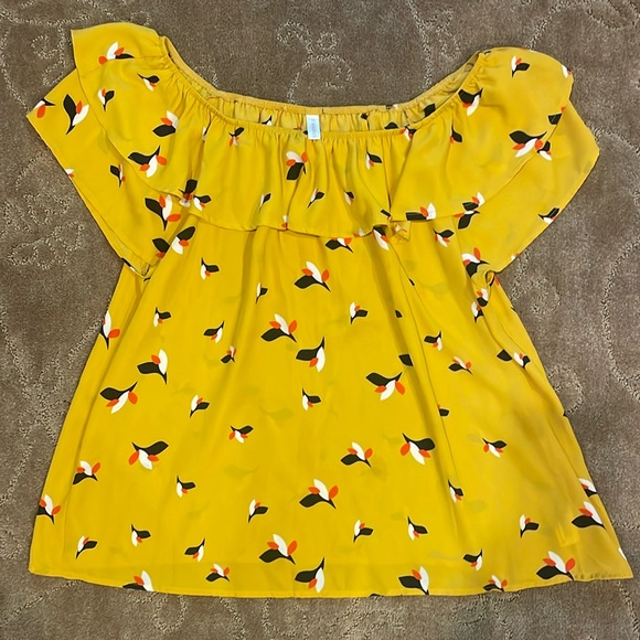 Cute golden yellow Xhilaration blouse, size XXL - Picture 1 of 6